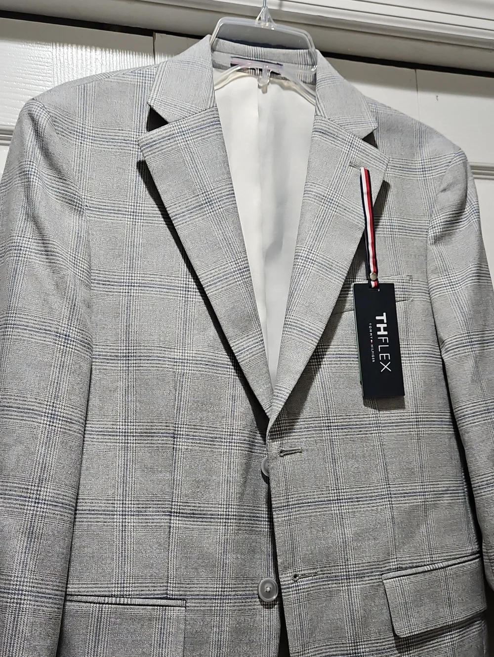 Tommy Hilfiger Men's Gray Plaid Modern Fit Sport Coat Suit Jacket Size 36Short